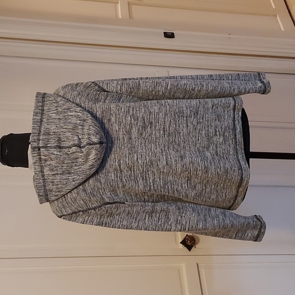 Mossimo Green Sweatshirt And Black White Sweatshirt Hoody Bundle Of 2 - Picture 9 of 10